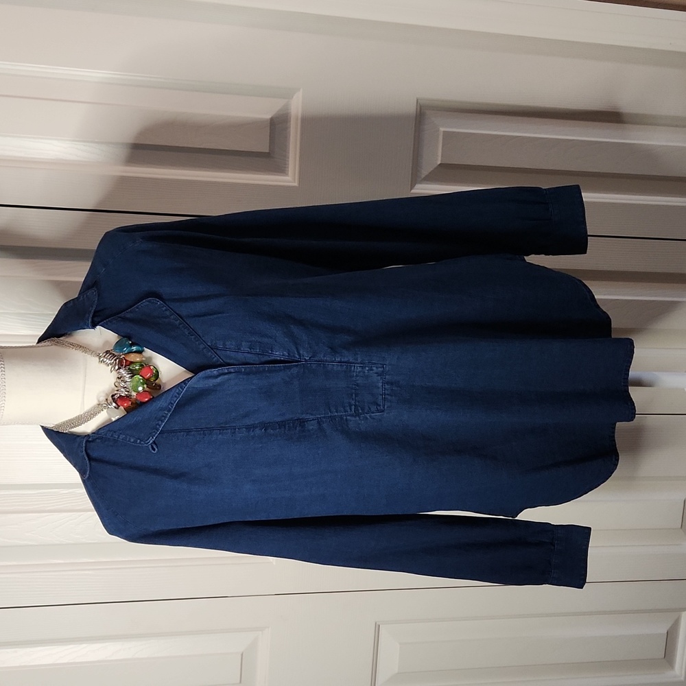 Loft,  Excellent condition,  denim blue,  Women's Top,  Size Medium